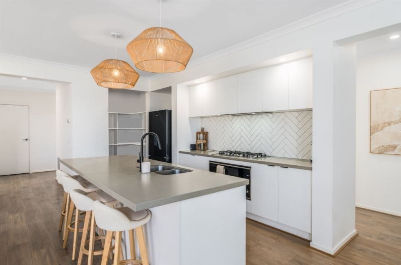 35 Flannery Cct, Charlemont, VIC 3217, Charlemont - Thumbnail 2