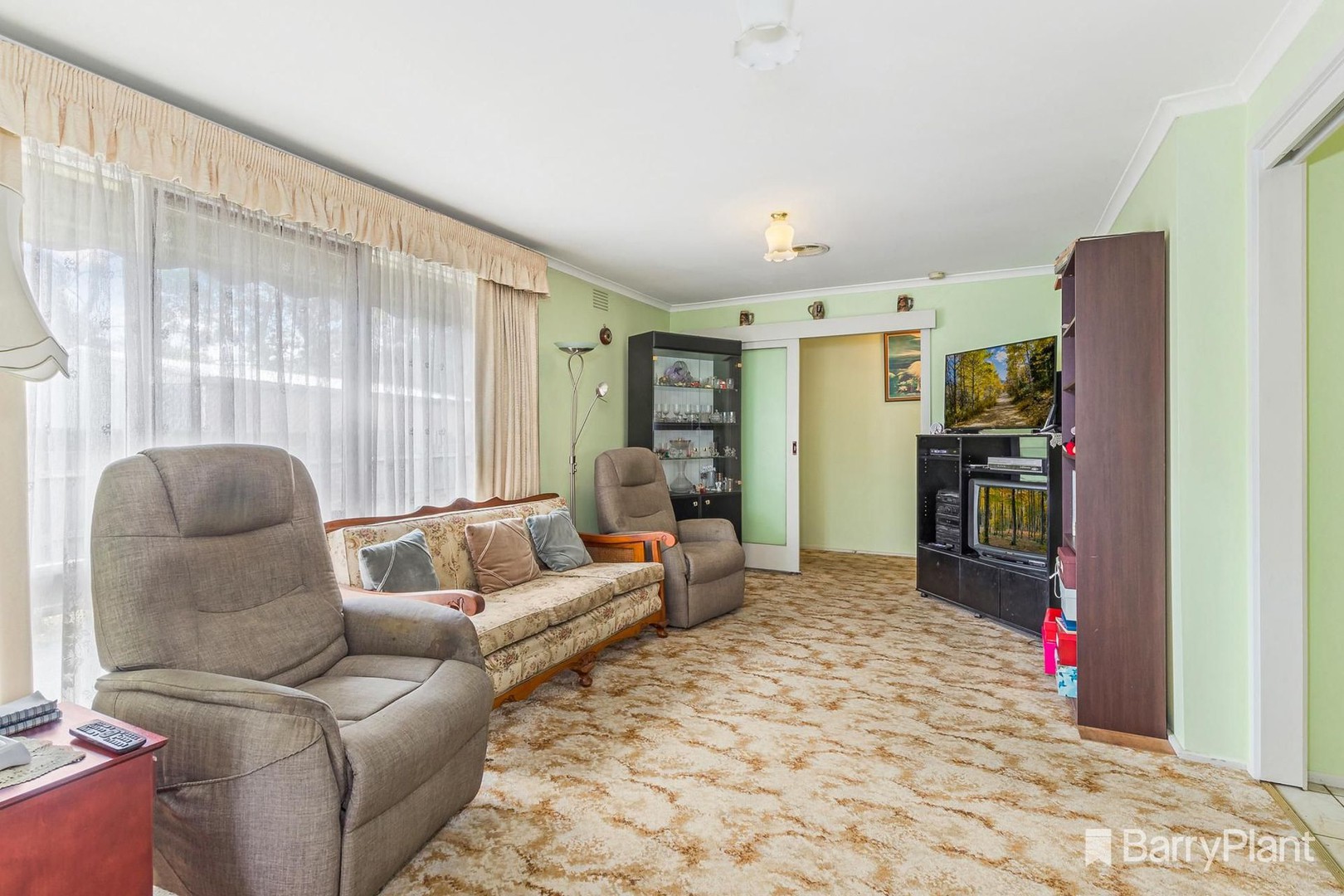 35 Floriana Avenue, Doveton, VIC 3177 - Thumbnail 2 - 07/02/2023