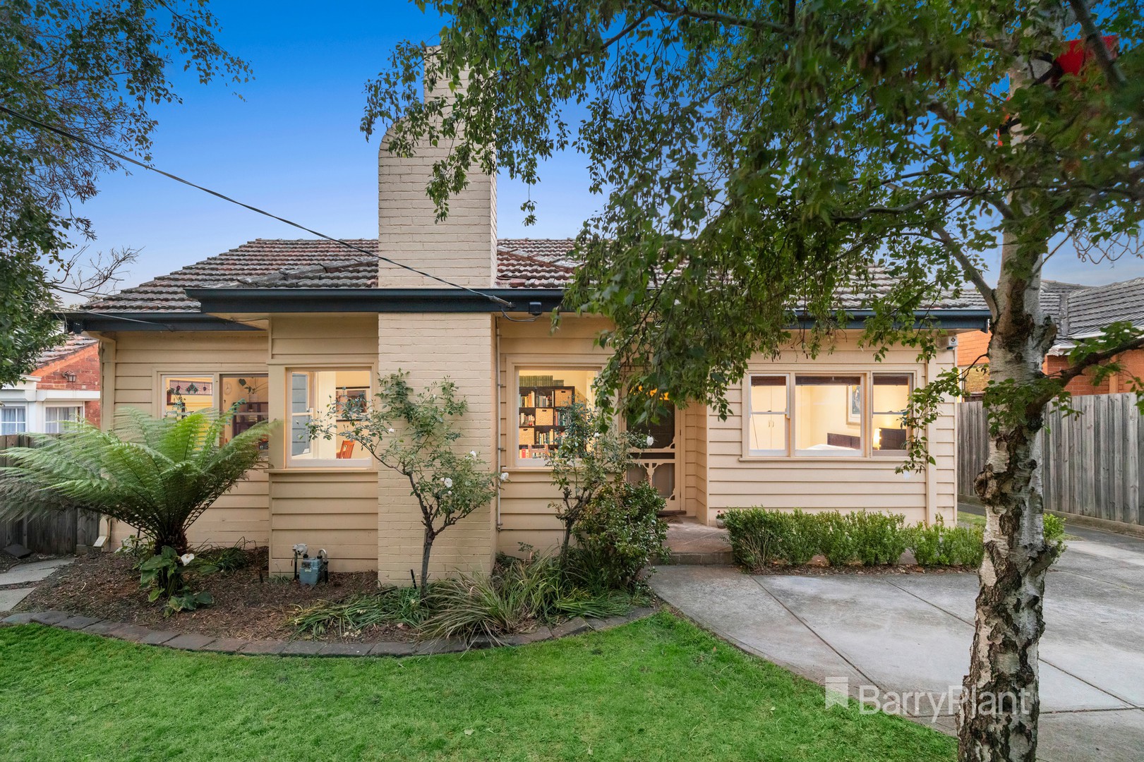 35 Flowerdale Road, Hampton East, VIC 3188, Hampton East - Thumbnail 2