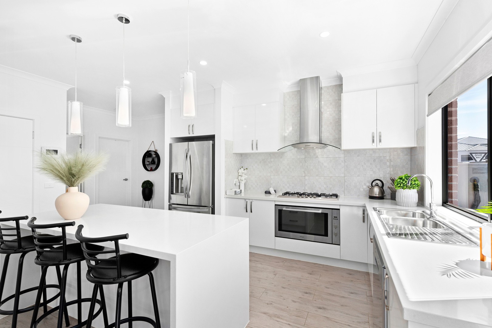 35 Freehold StreetDoreen, VIC 3754, Doreen - Thumbnail 2