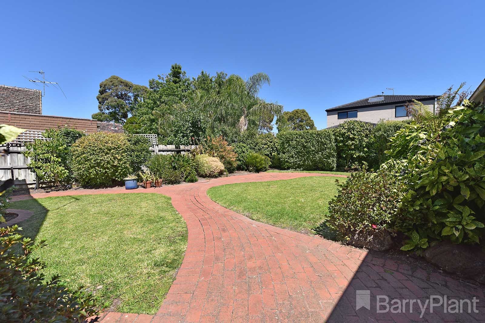 35 Gauntlet AvenueGlen Waverley, VIC 3150, Glen Waverley - Thumbnail 7