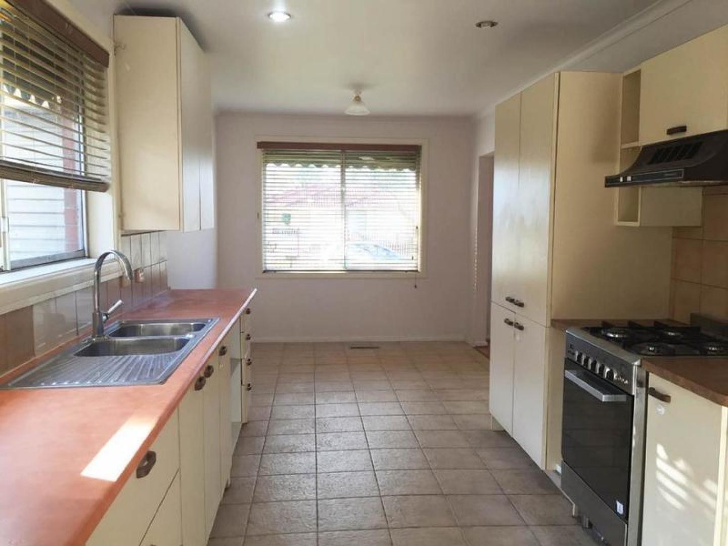 35 Glenn Crescent, Bundoora, VIC 3083, Bundoora - Thumbnail 6