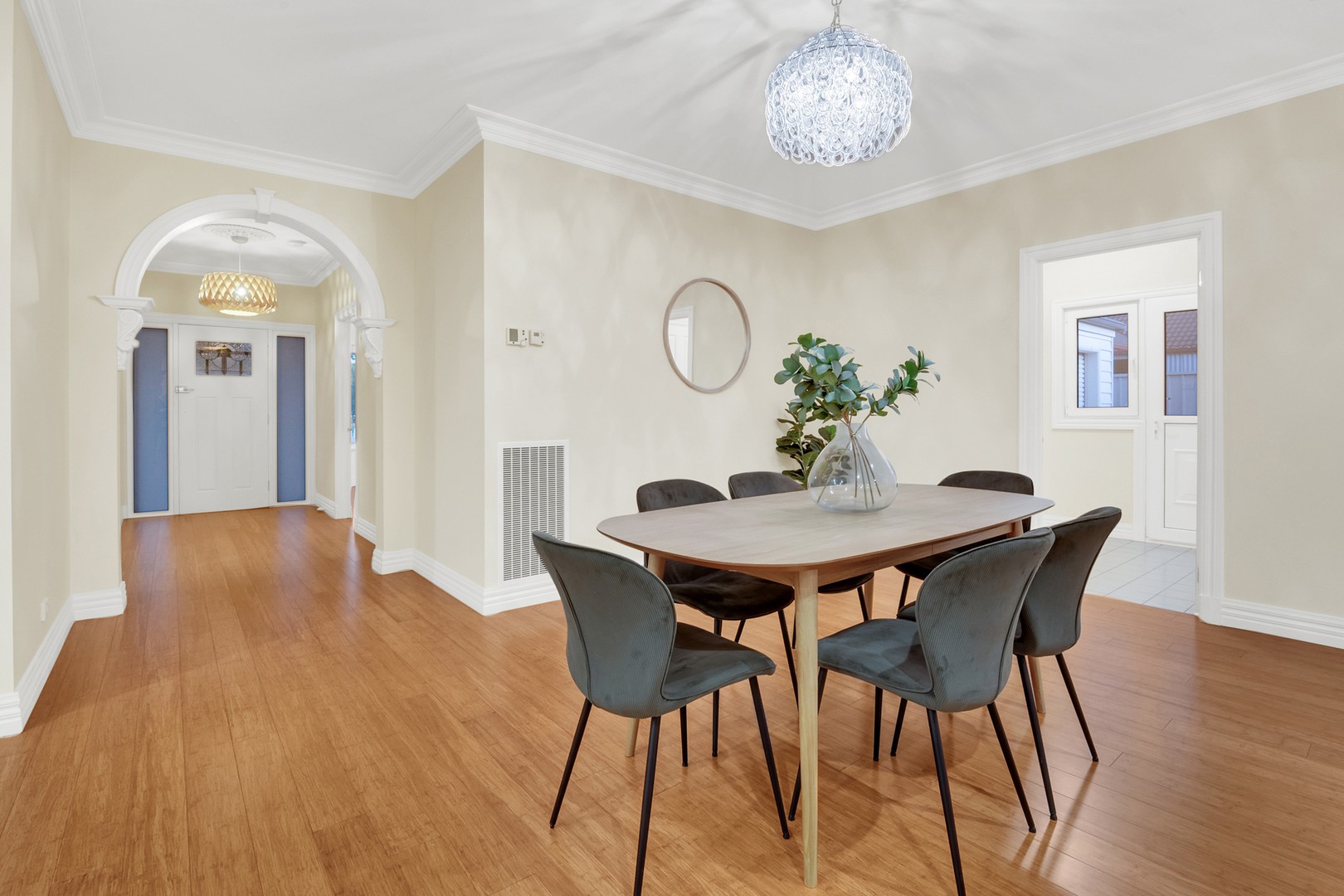 35 Golfview Drive, Craigieburn, VIC 3064, Craigieburn - Thumbnail 8