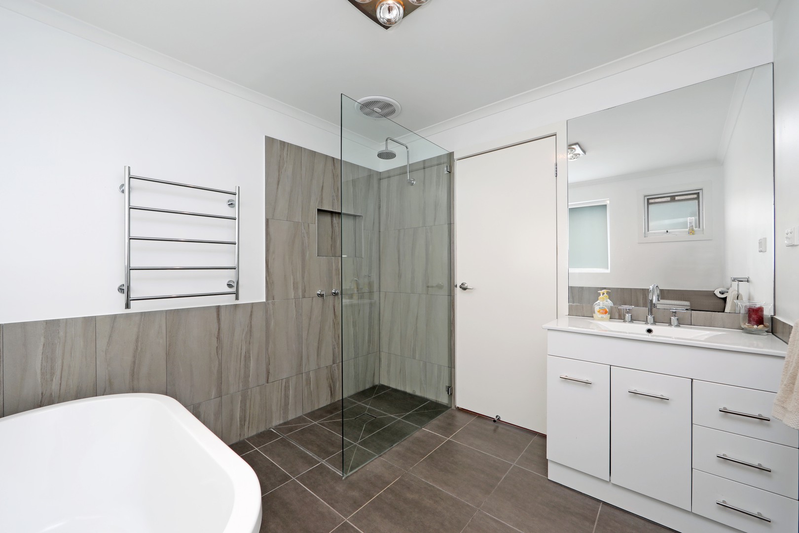 35 Goulburn Drive, Rowville, VIC 3178, Rowville - Thumbnail 6