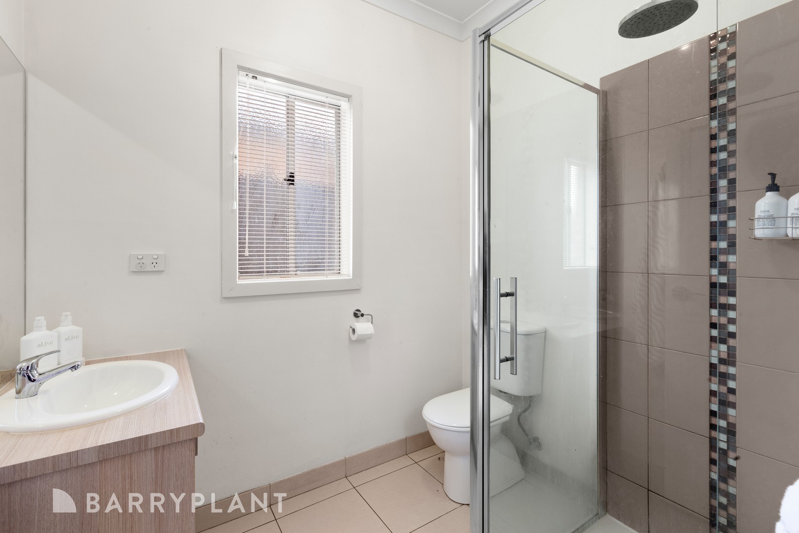 35 Greenvale Ave, Wallan, VIC 3756, Wallan - Thumbnail 5