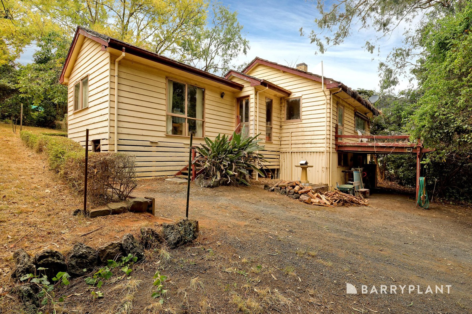 35 Hamilton Road, Emerald, VIC 3782, Emerald - Thumbnail 2