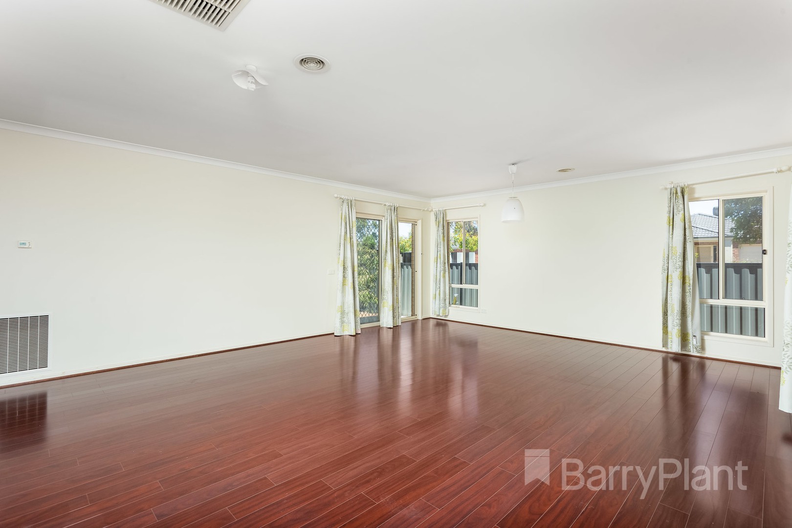 35 Hardwick Road, Point Cook, VIC 3030, Point Cook - Thumbnail 7