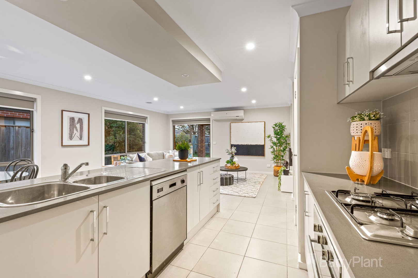 35 Henrietta Avenue, Officer, VIC 3809, Officer - Thumbnail 6