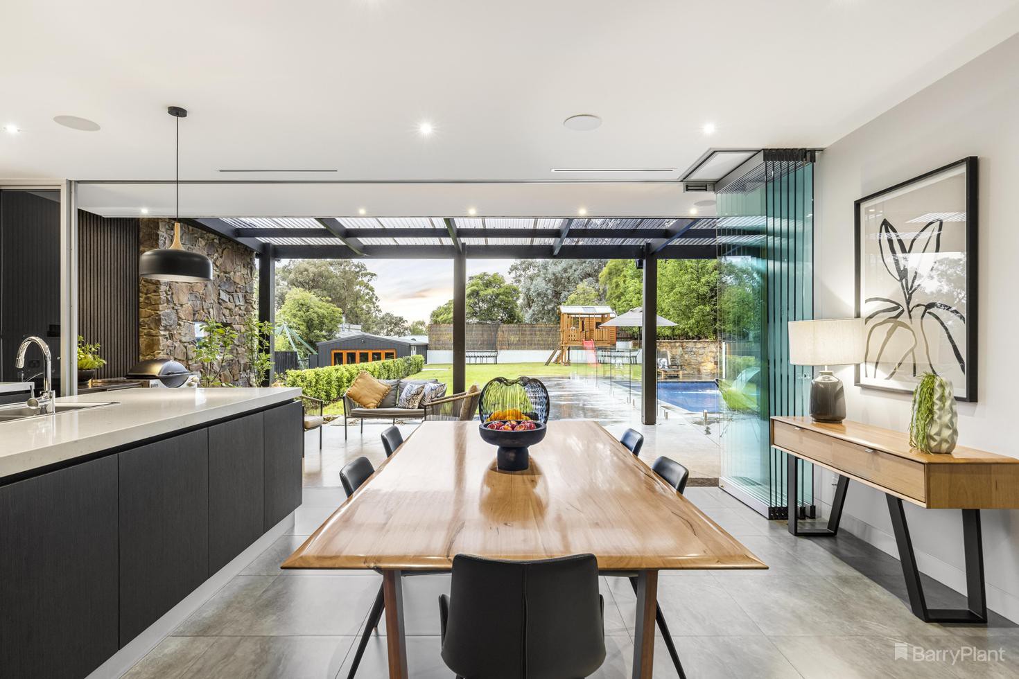 35 Highpoint Crescent, Eltham North, VIC 3095, Eltham North - Thumbnail 5