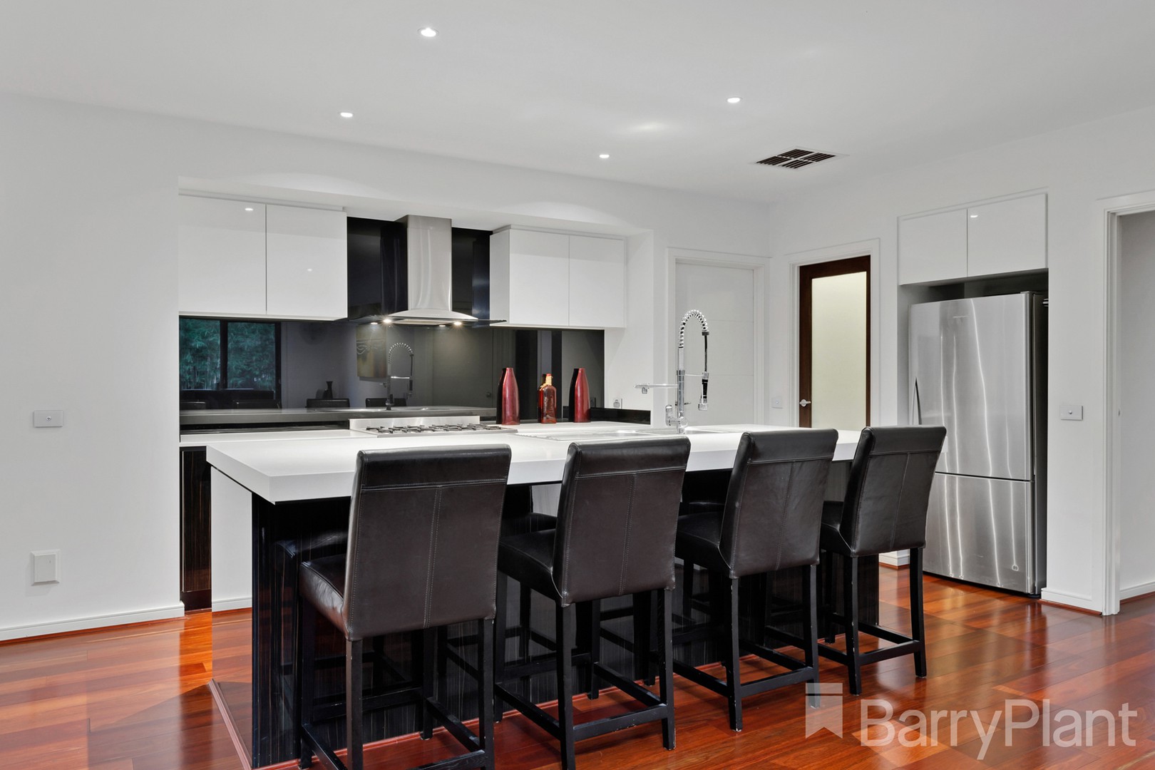 35 Hughes Circuit, Bundoora, VIC 3083, Bundoora - Thumbnail 3