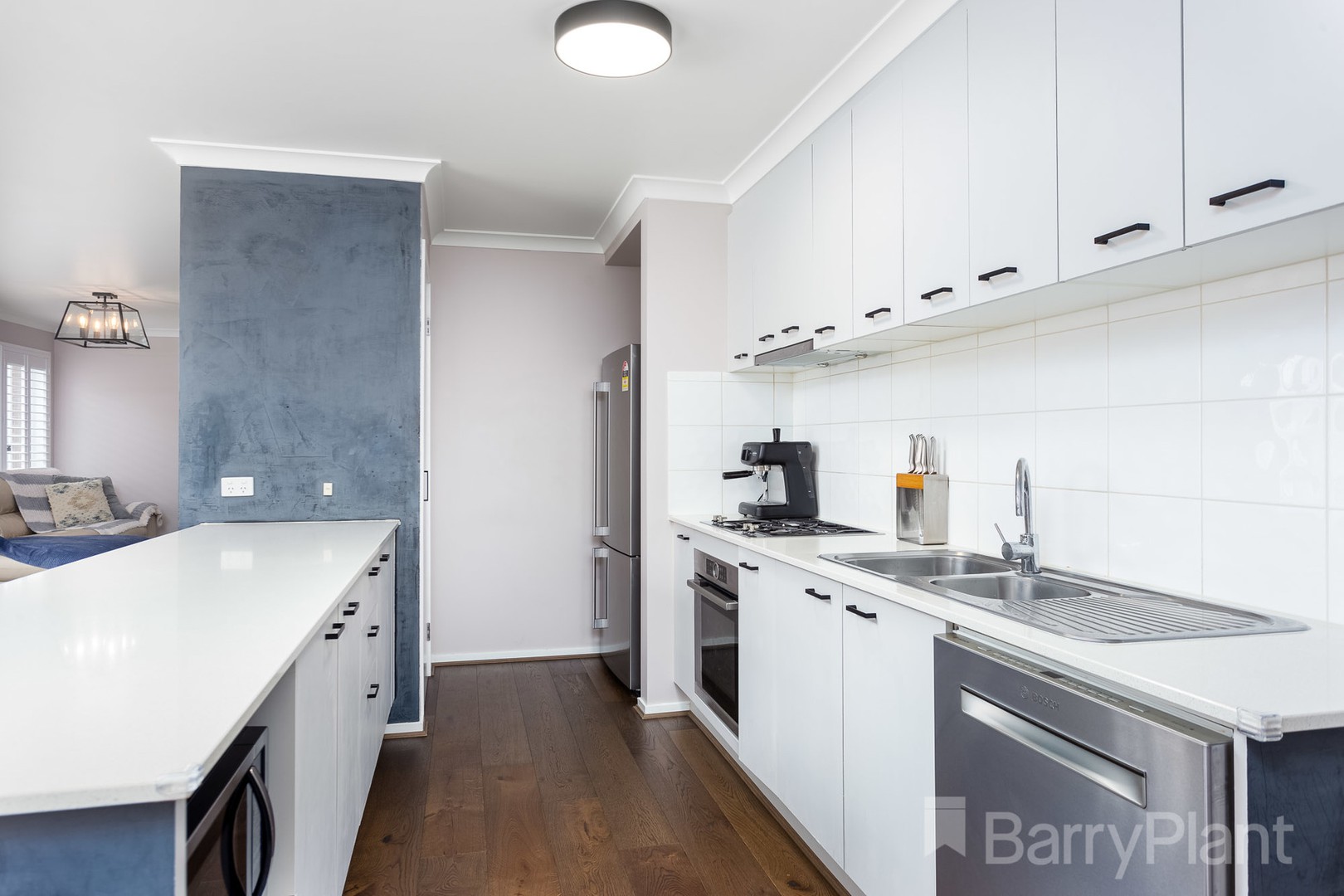 35 Hugo Drive, Point Cook, VIC 3030, Point Cook - Thumbnail 2