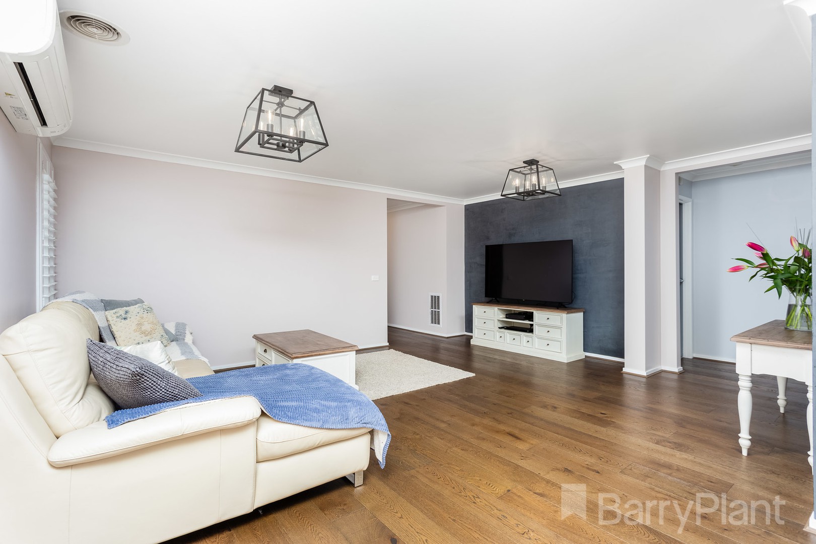 35 Hugo Drive, Point Cook, VIC 3030, Point Cook - Thumbnail 5