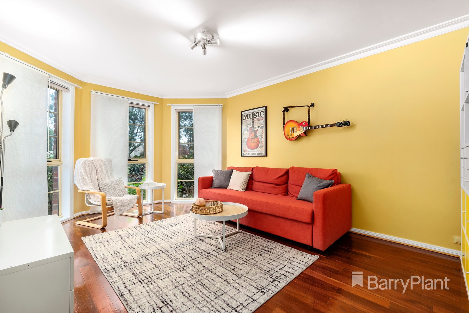 35 Island Place, Mill Park, VIC 3082, Mill Park - Thumbnail 2