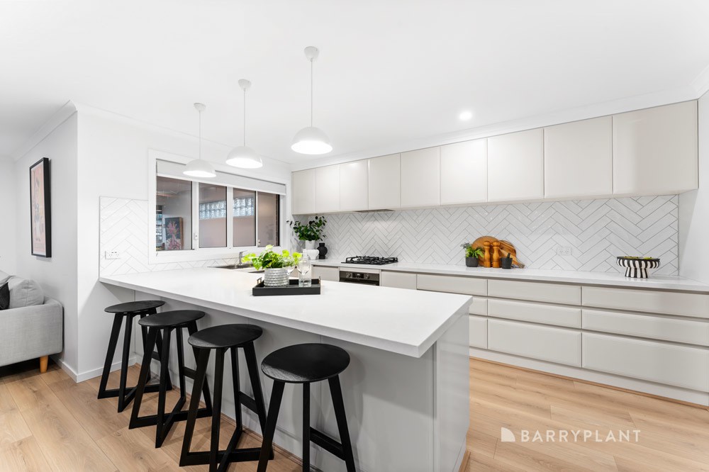 35 Jeanette Street, Bayswater, VIC 3153, Bayswater - Thumbnail 3