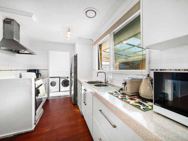 35 Kanooka Drive, Corio, VIC 3214, Corio - Thumbnail 4