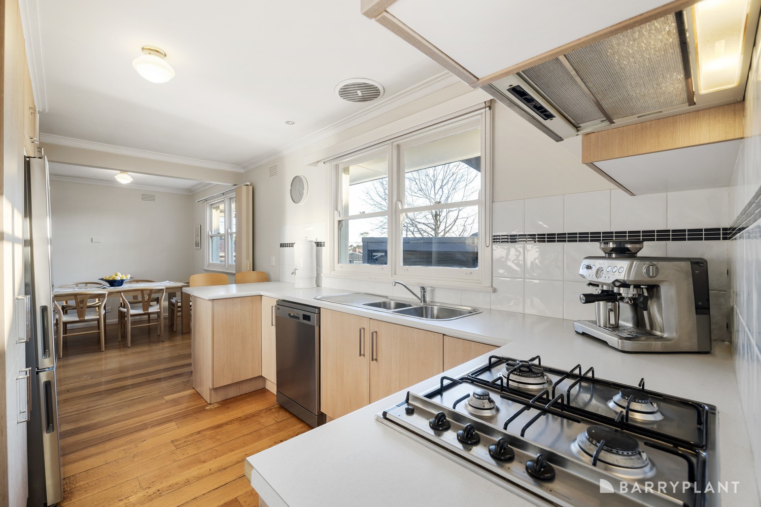 35 Kenmare Street, Watsonia, VIC 3087, Watsonia - Thumbnail 5