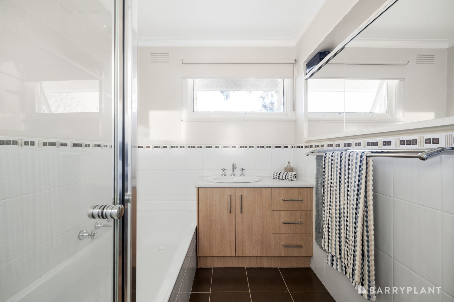 35 Kenmare Street, Watsonia, VIC 3087, Watsonia - Thumbnail 7