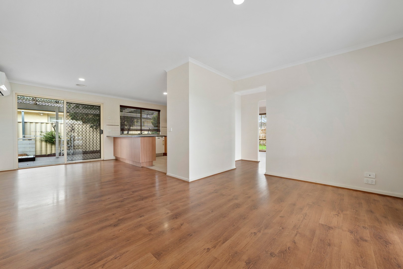 35 Kirkstone Road, Point Cook, VIC 3030 - Thumbnail 2 - 08/04/2026