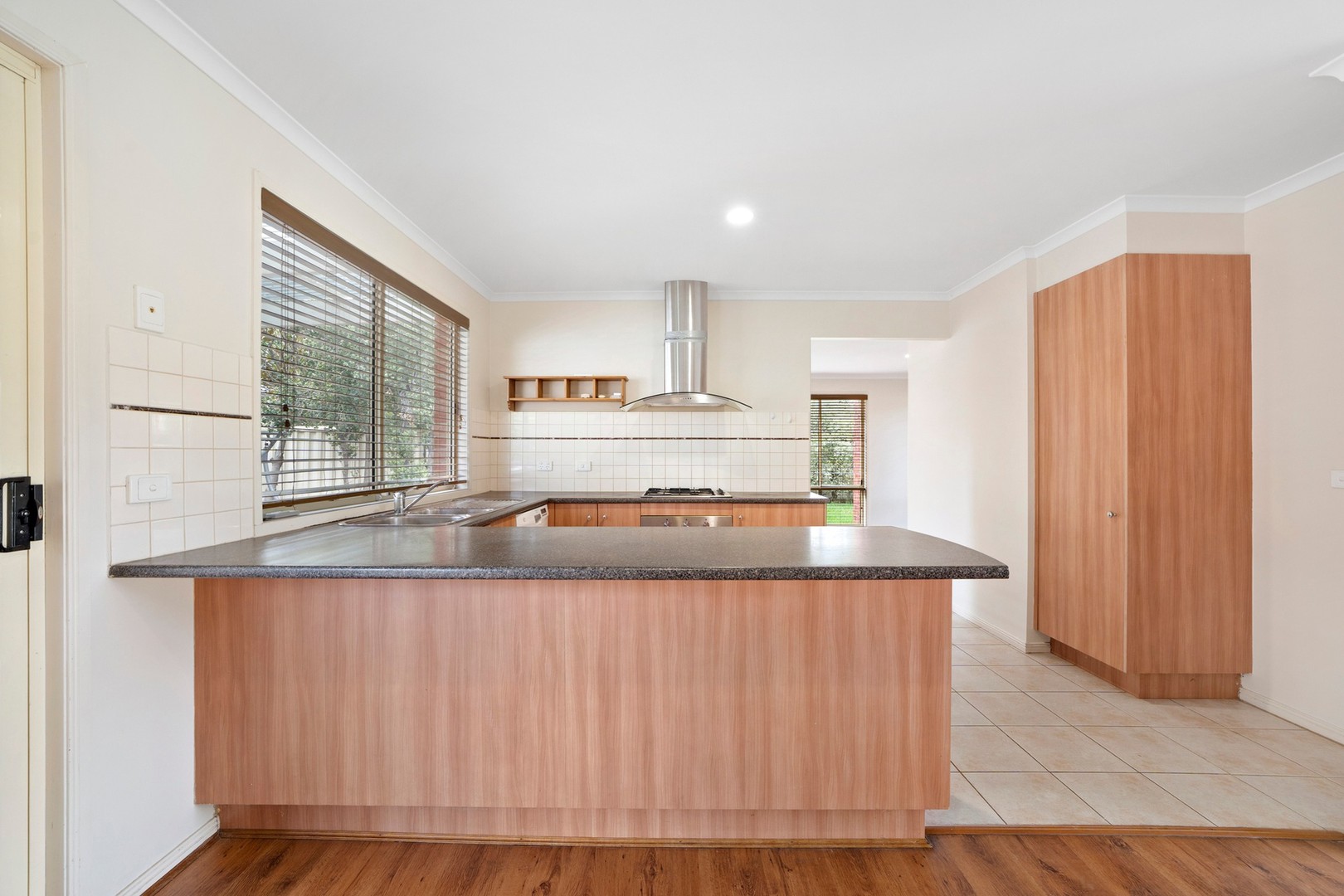 35 Kirkstone Road, Point Cook, VIC 3030, Point Cook - Thumbnail 4