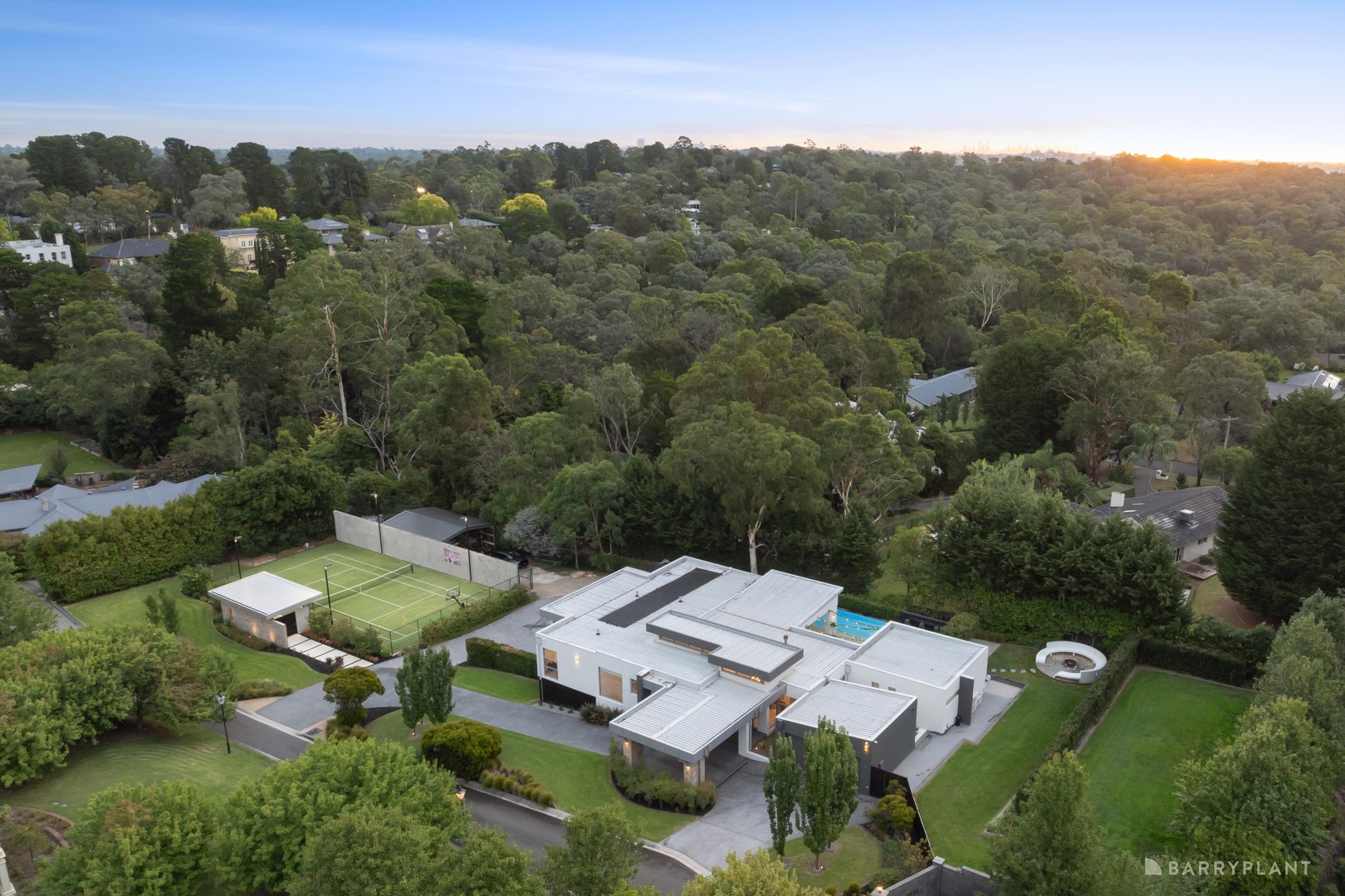 35 Knees Road, Park Orchards, VIC 3114 - Thumbnail 2 - 18/03/2026