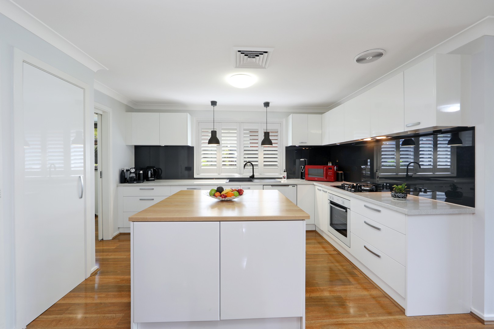 35 Lakeside Boulevard, Rowville, VIC 3178, Rowville - Thumbnail 4