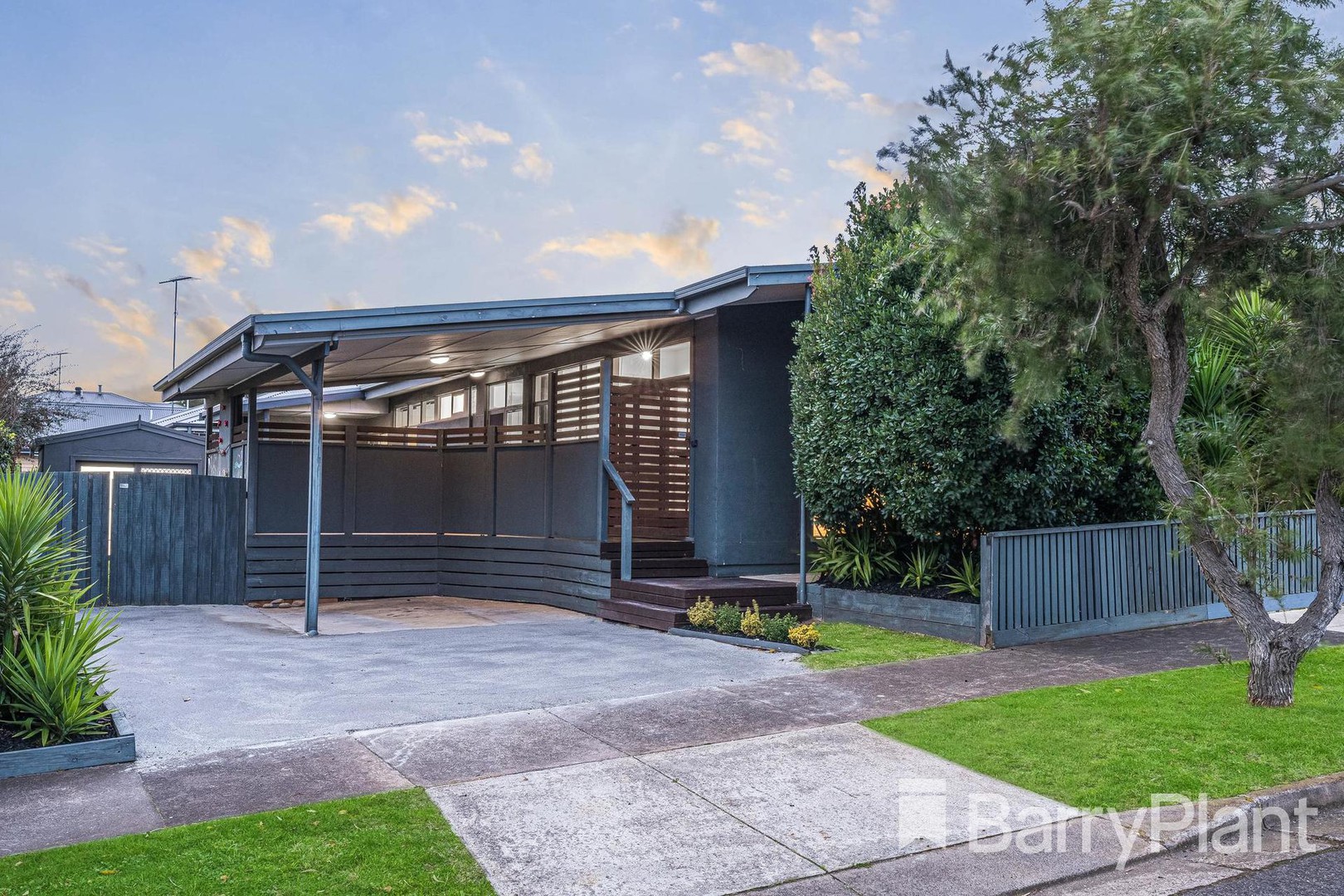 35 Larcombe Street, Highton, VIC 3216, Highton - Thumbnail 2