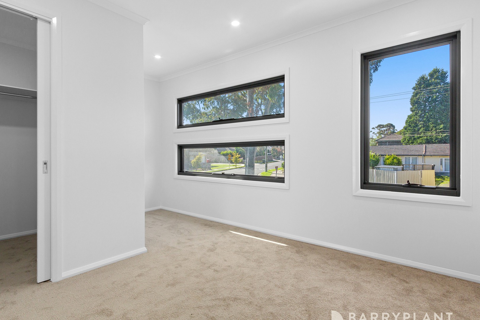 35 Latona Avenue, Knoxfield, VIC 3180, Knoxfield - Thumbnail 4