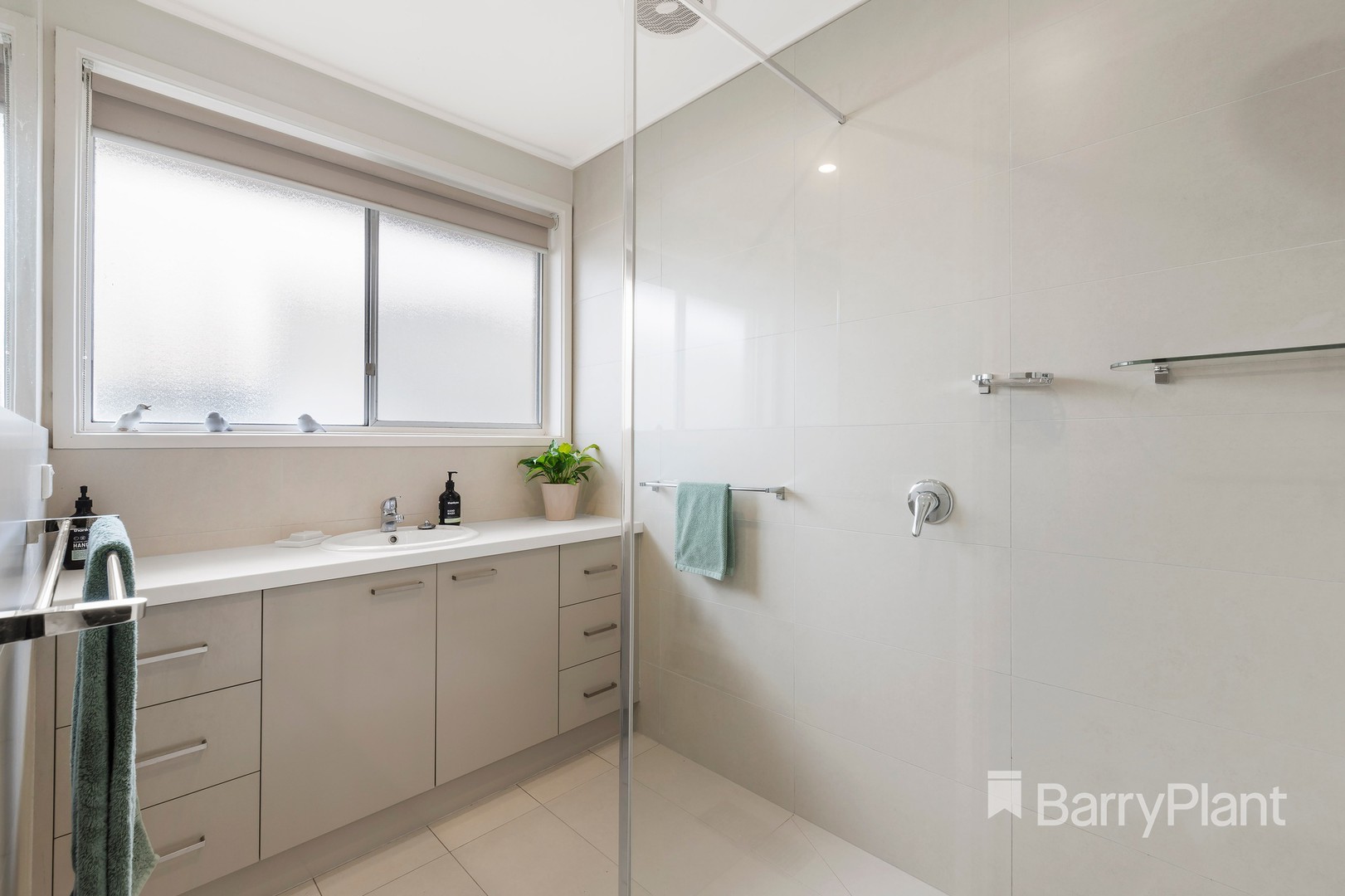 35 Ledbury CrescentBundoora, VIC 3083, Bundoora - Thumbnail 6