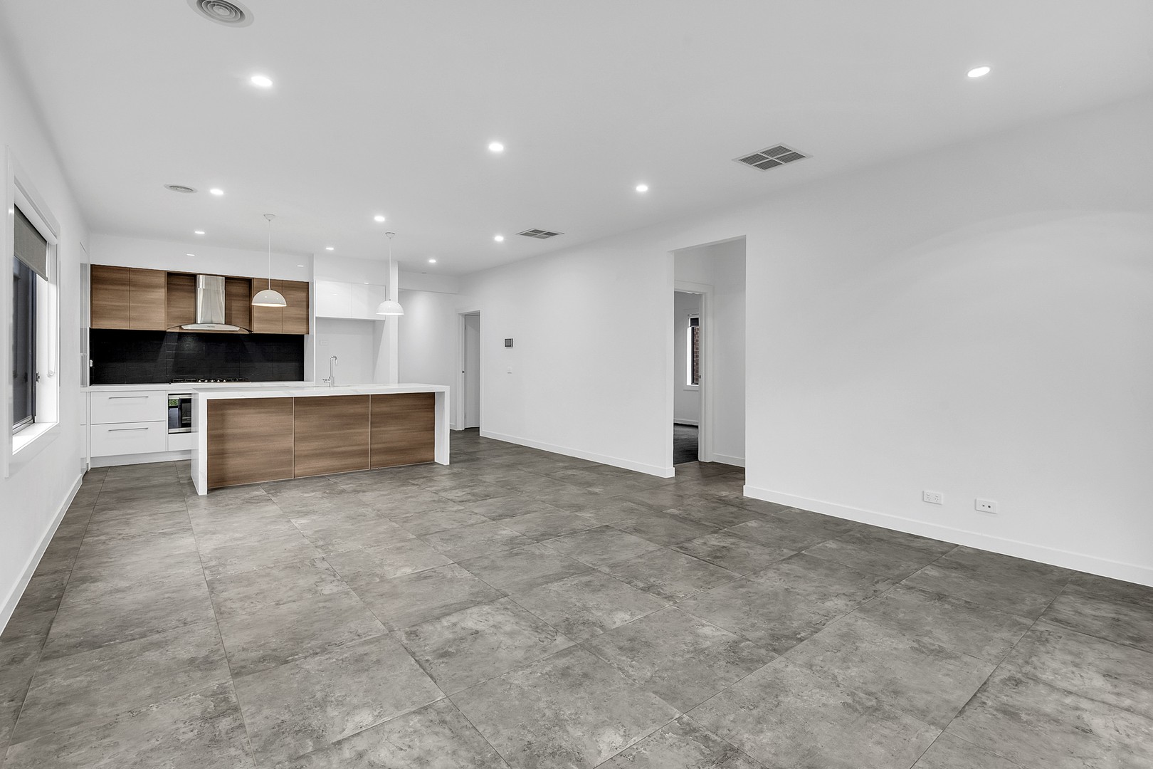 35 Lemon Myrtle Way, Craigieburn, VIC 3064, Craigieburn - Thumbnail 5
