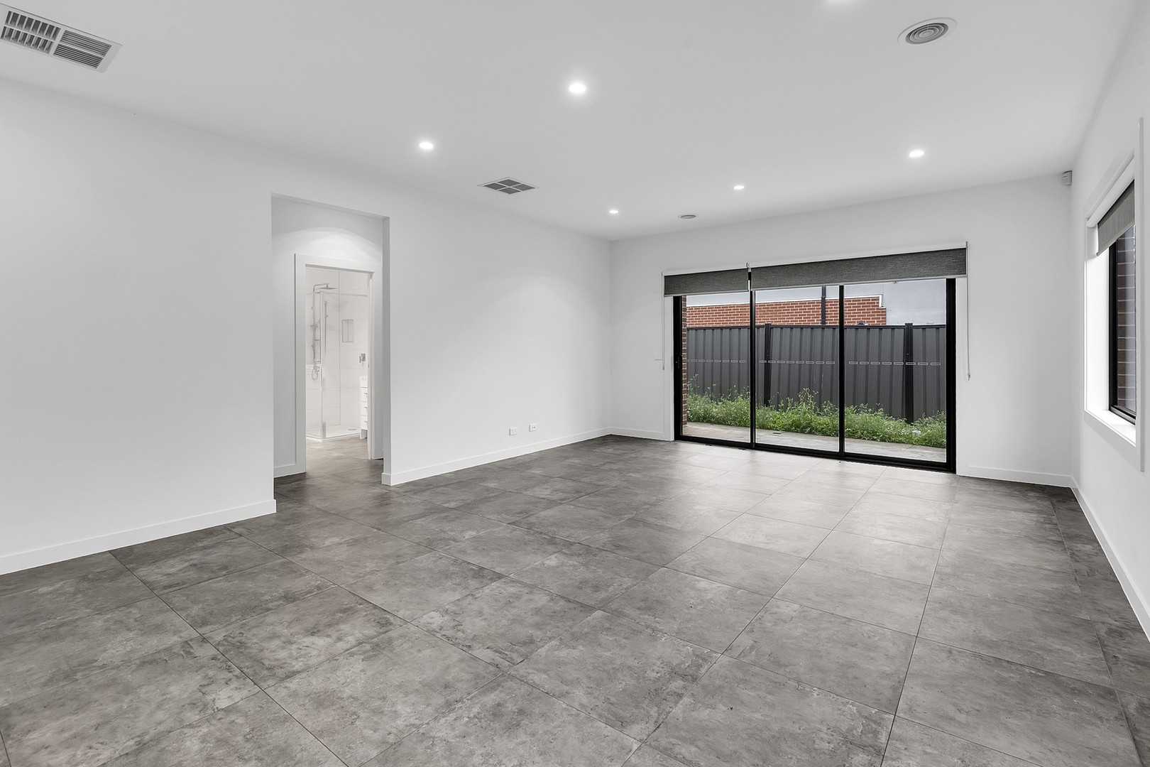 35 Lemon Myrtle Way, Craigieburn, VIC 3064, Craigieburn - Thumbnail 7