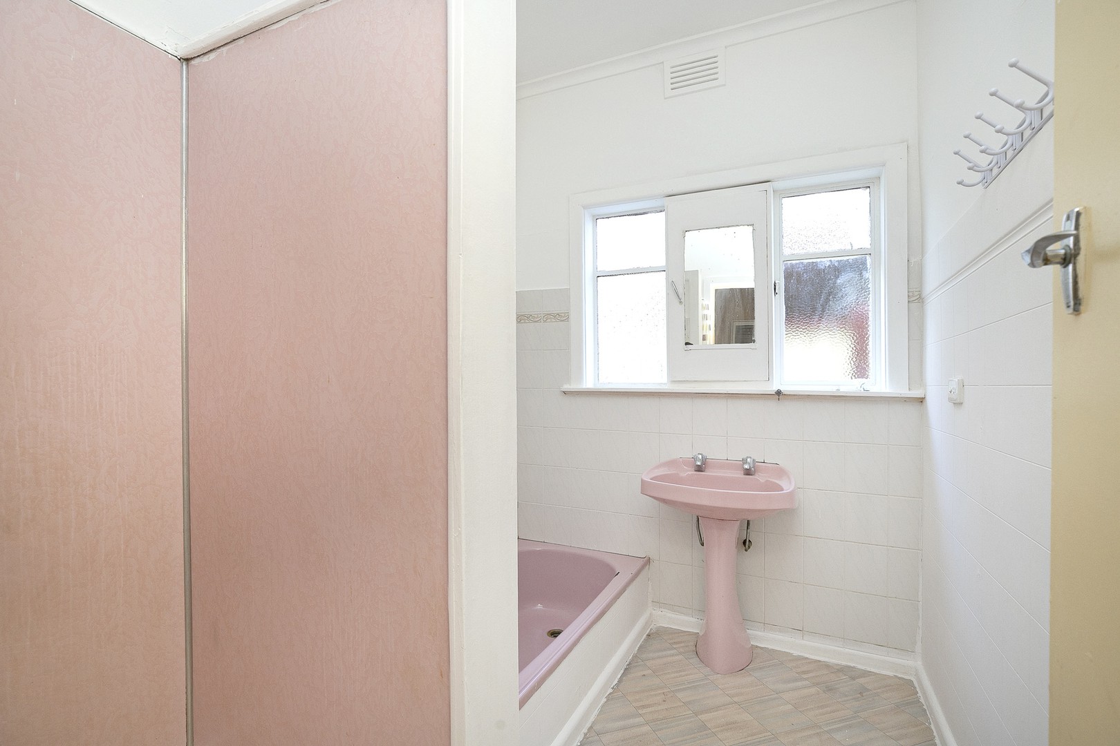 35 Leonard Avenue, St Albans, VIC 3021, St Albans - Thumbnail 5