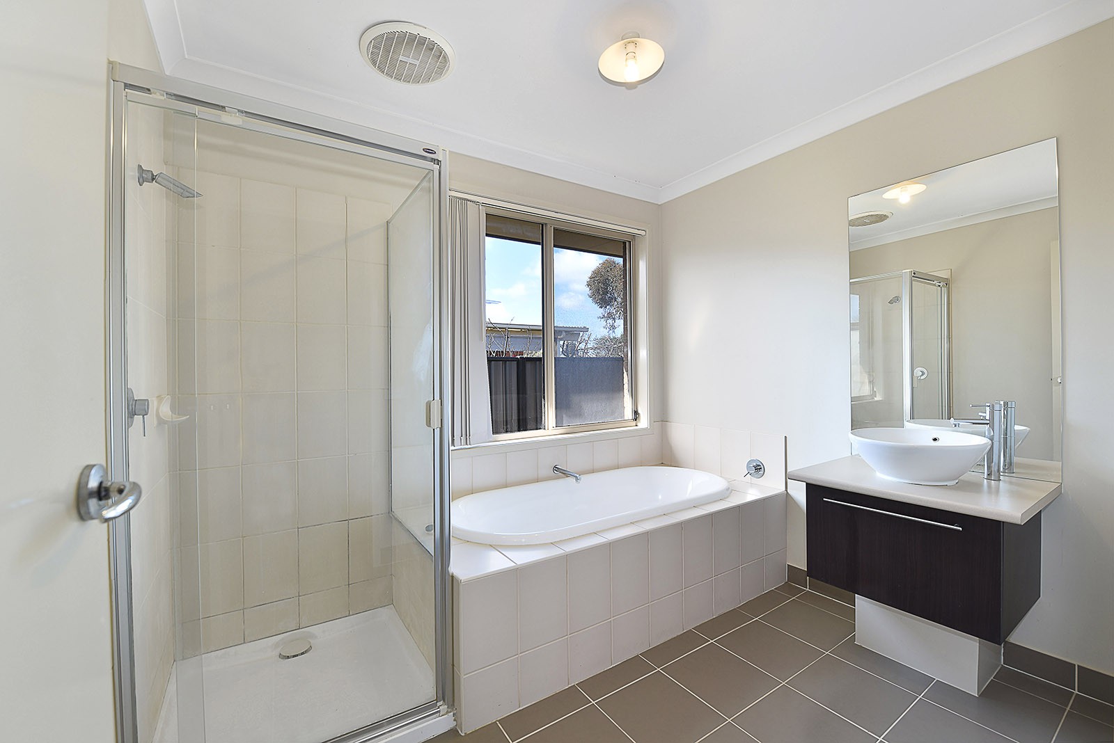 35 Lincoln Drive, Derrimut, VIC 3026, Derrimut - Thumbnail 4