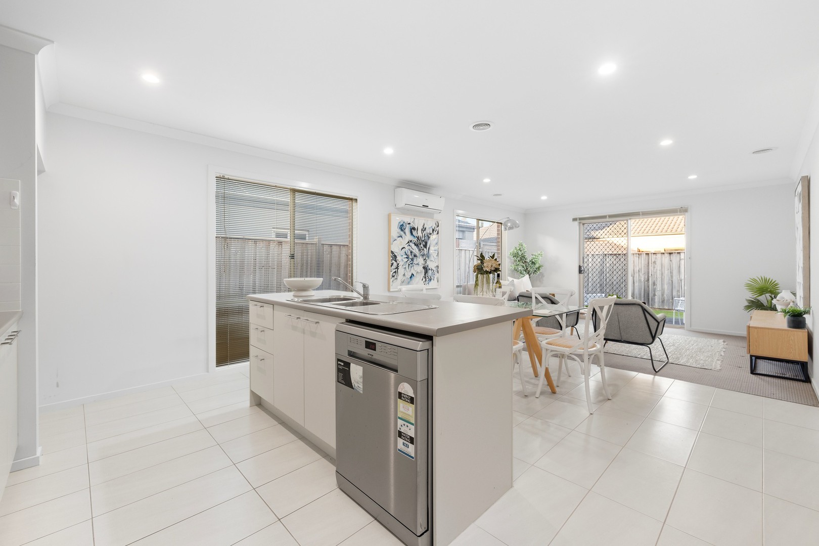 35 Lockheed Parade, Point Cook, VIC 3030 - Thumbnail 2 - 12/05/2025