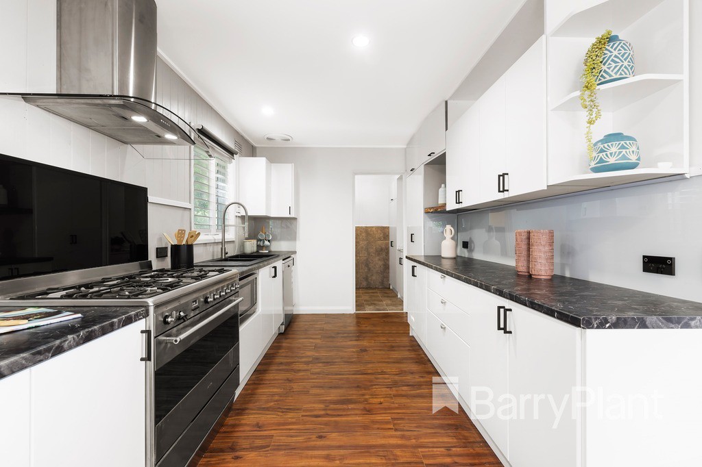 35 Louis Street, Greensborough, VIC 3088, Greensborough - Thumbnail 3