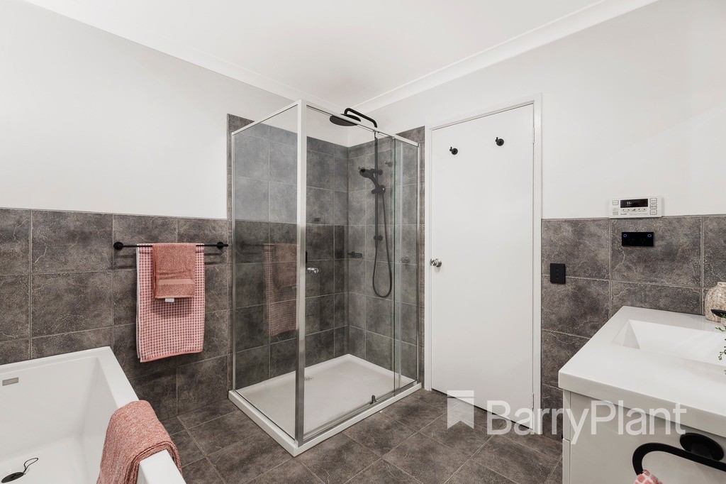35 Louis Street, Greensborough, VIC 3088, Greensborough - Thumbnail 5