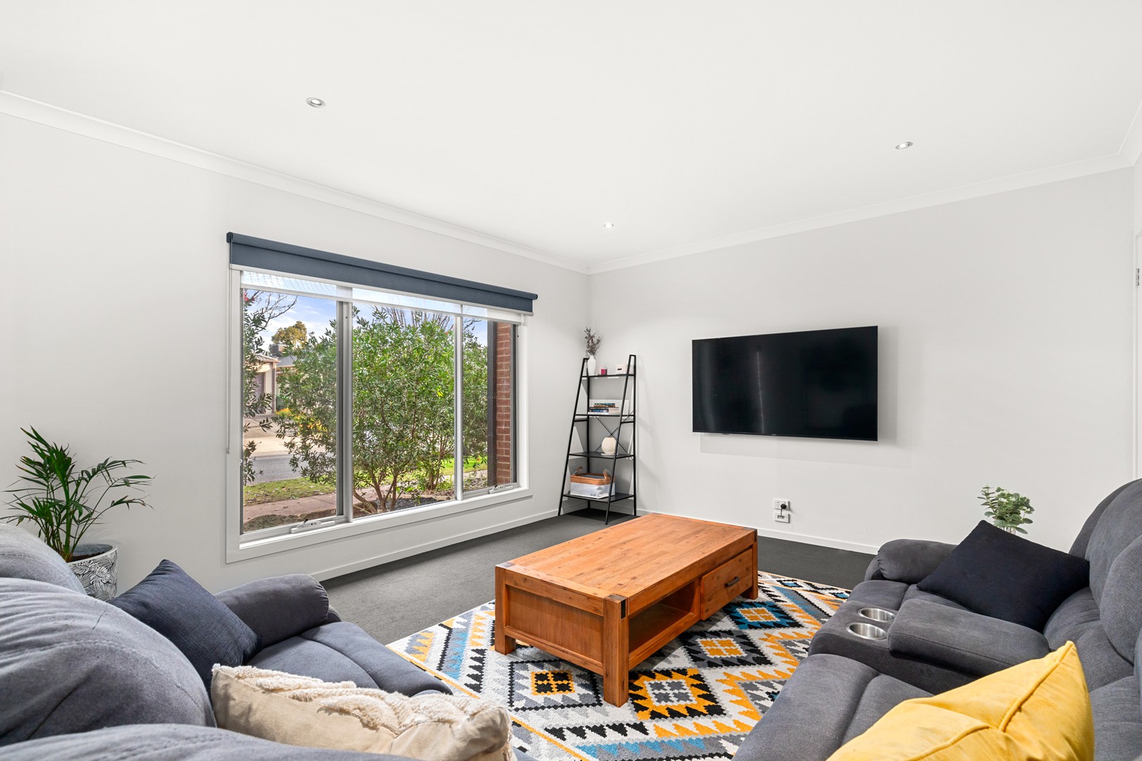 35 Maddock Street, Point Cook, VIC 3030, Point Cook - Thumbnail 2