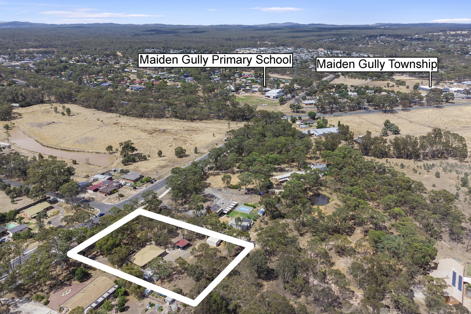 35 Maiden Gully Road, Maiden Gully, VIC 3551 - Thumbnail 2 - 18/01/2022
