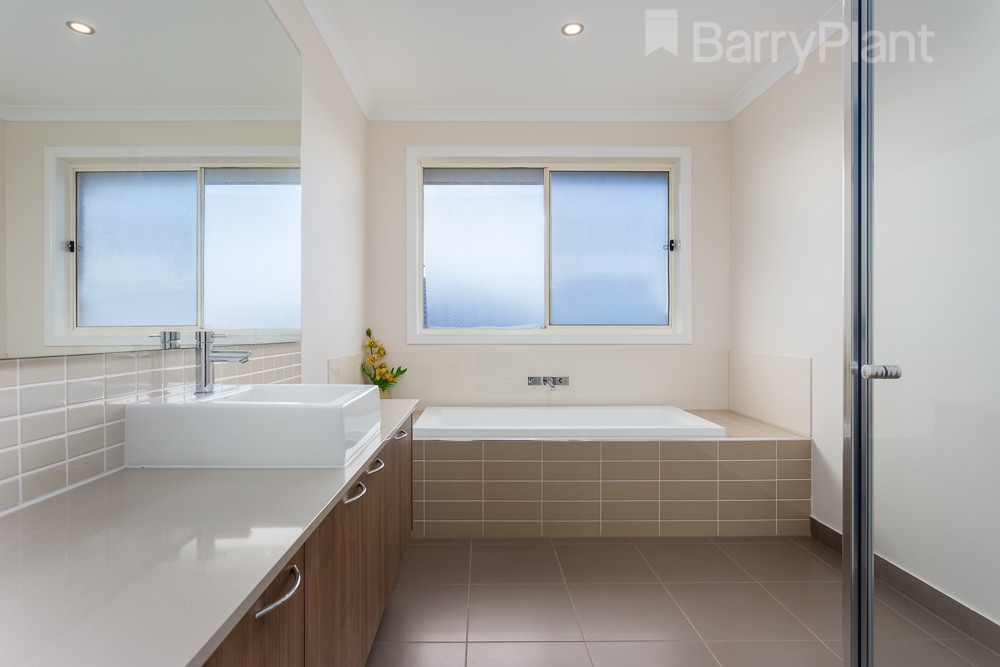 35 Mclachlan Drive, Williams Landing, VIC 3027, Williams Landing - Thumbnail 5