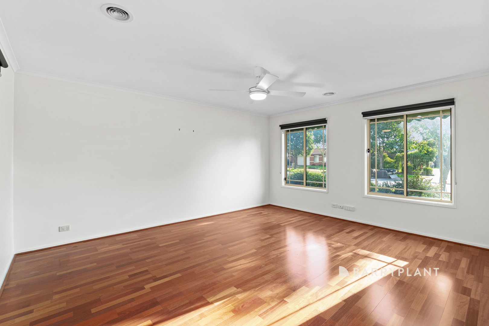 35 Norfolk Drive, Narre Warren, VIC 3805, Narre Warren - Thumbnail 2