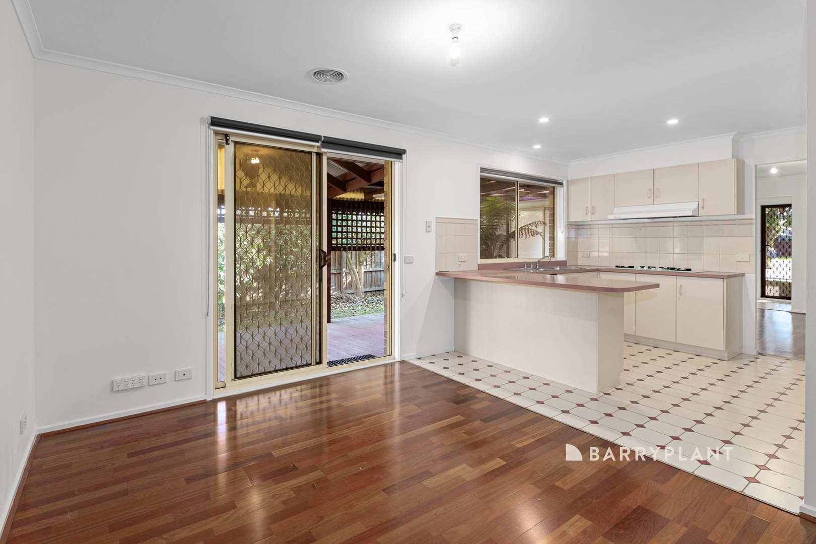 35 Norfolk Drive, Narre Warren, VIC 3805, Narre Warren - Thumbnail 5