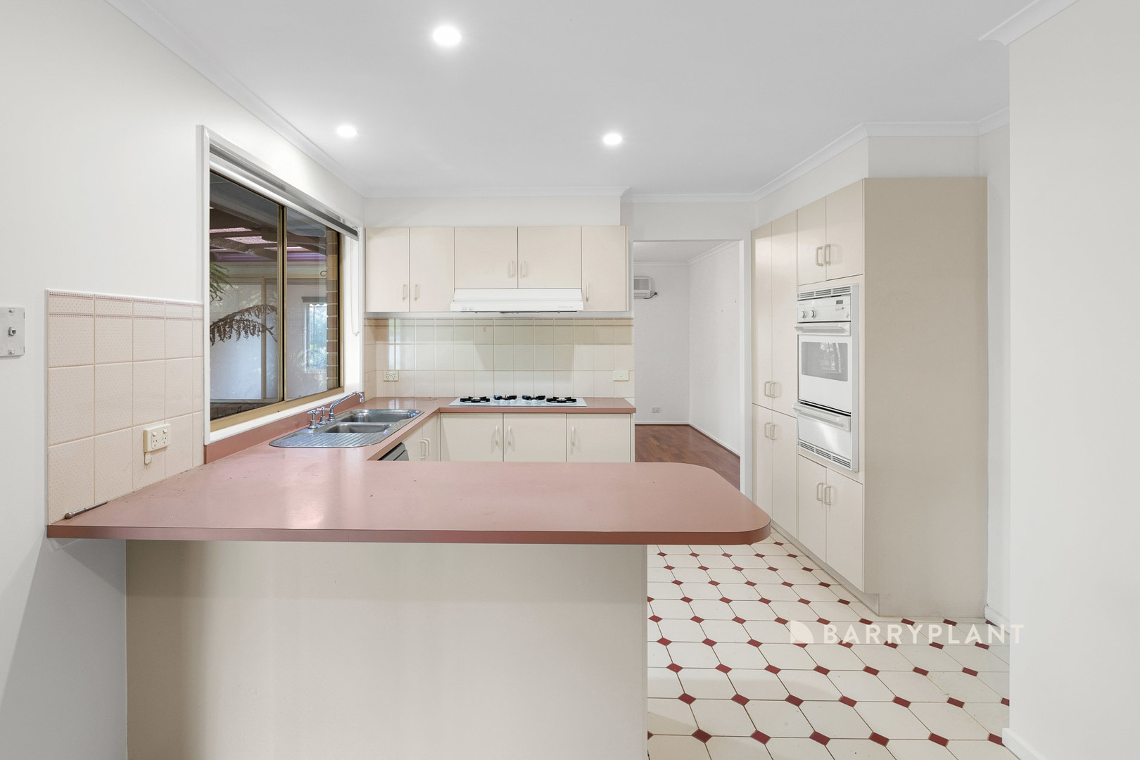 35 Norfolk Drive, Narre Warren, VIC 3805, Narre Warren - Thumbnail 6