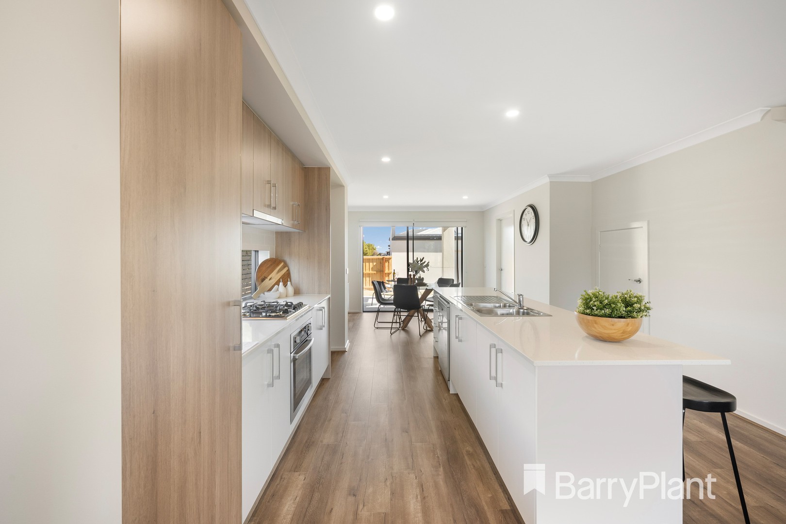 35 Oldbridge Boulevard, Weir Views, VIC 3338, Weir Views - Thumbnail 3