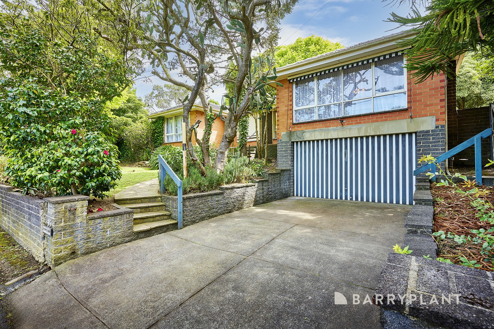 35 Olympus Drive, Croydon South, VIC 3136 - Thumbnail 2 - 14/11/2025