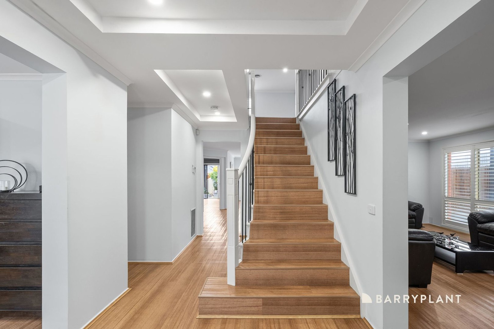 35 Oxford Drive, Thomastown, VIC 3074 - Thumbnail 2 - 28/08/2026