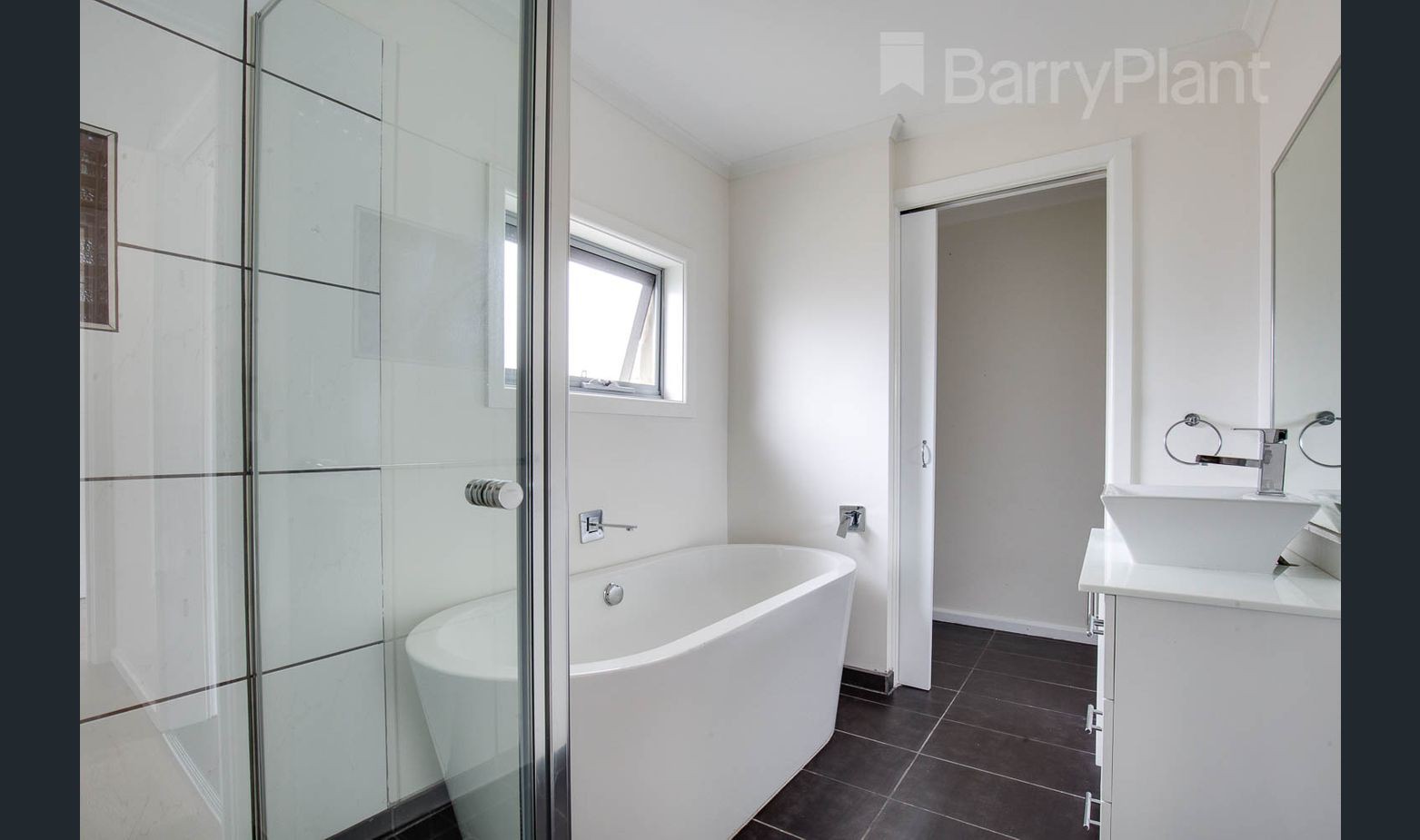 35 Oxley StreetSunbury, VIC 3429  - Leased, Sunbury - Thumbnail 2
