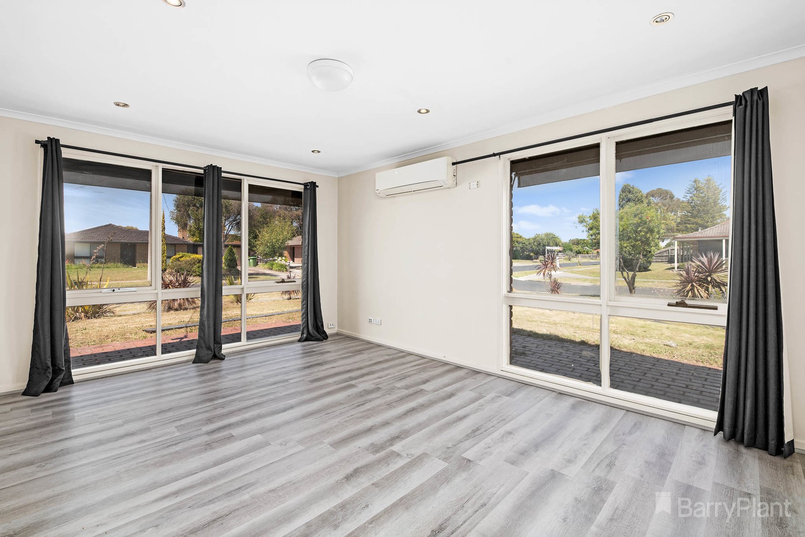 35 Paramount Way, Pakenham, VIC 3810, Pakenham - Thumbnail 5