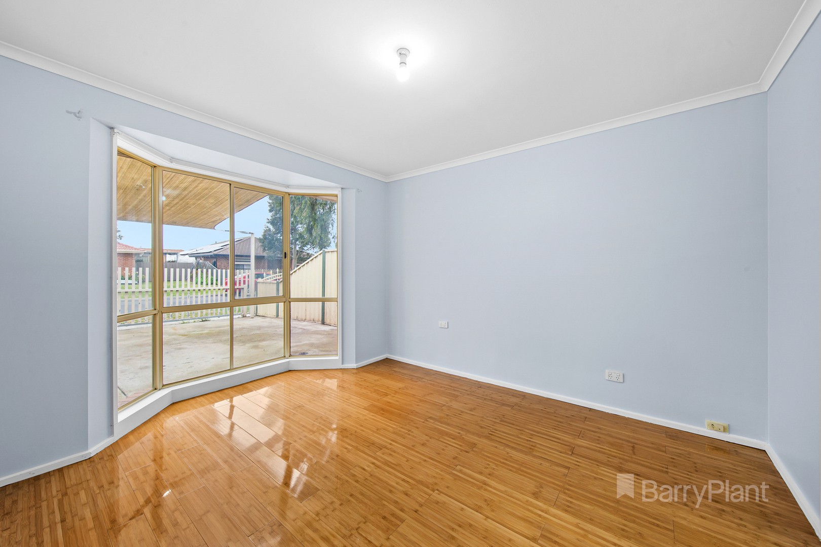 35 Paringa Drive, St Albans, VIC 3021, St Albans - Thumbnail 2