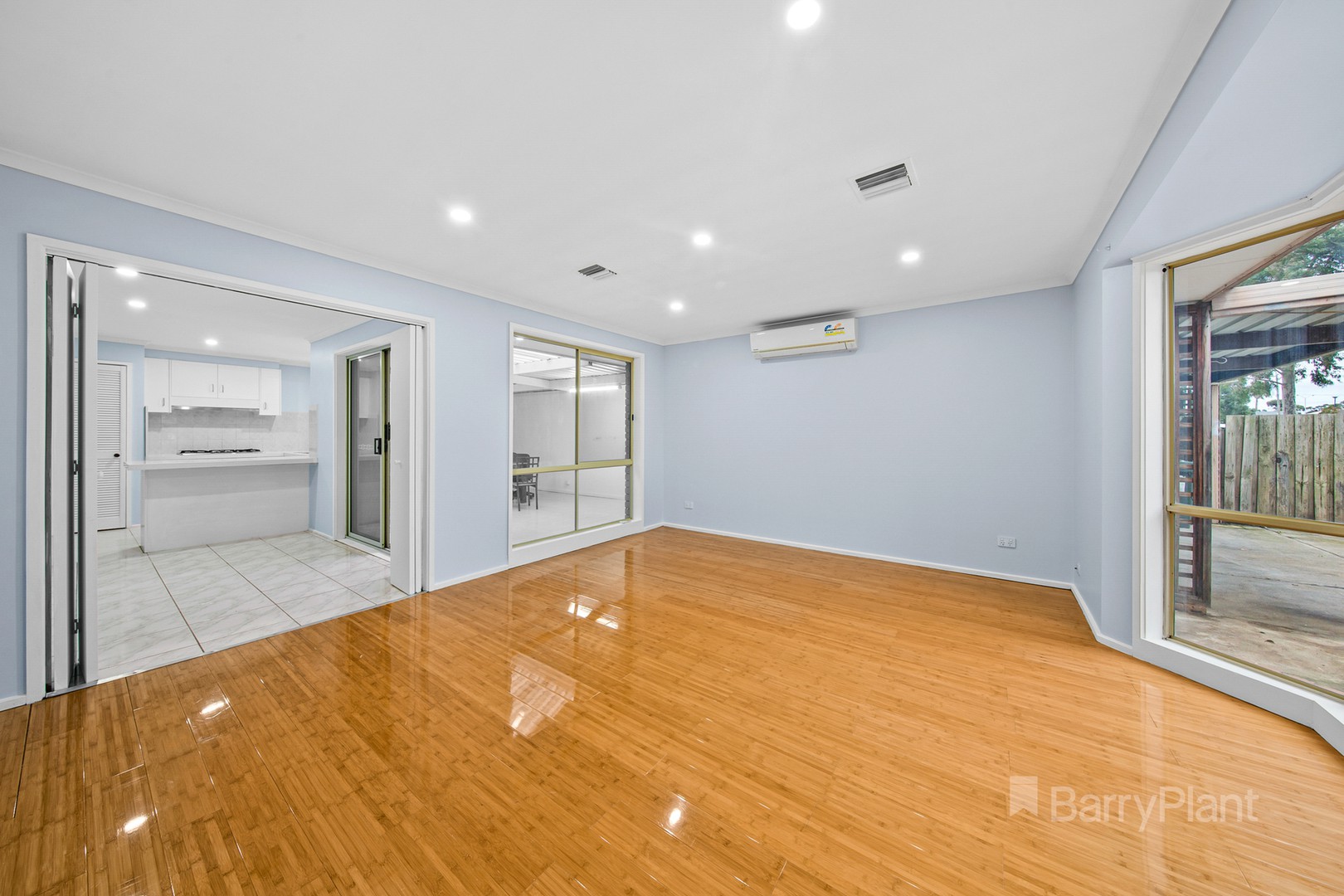 35 Paringa Drive, St Albans, VIC 3021, St Albans - Thumbnail 6