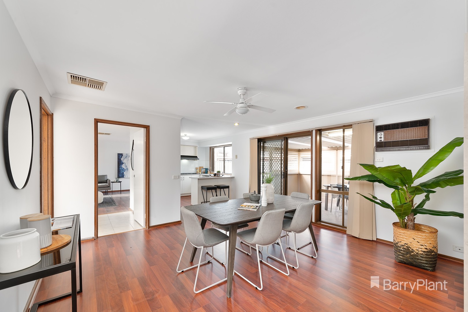 35 Pommel Crescent, Epping, VIC 3076, Epping - Thumbnail 2