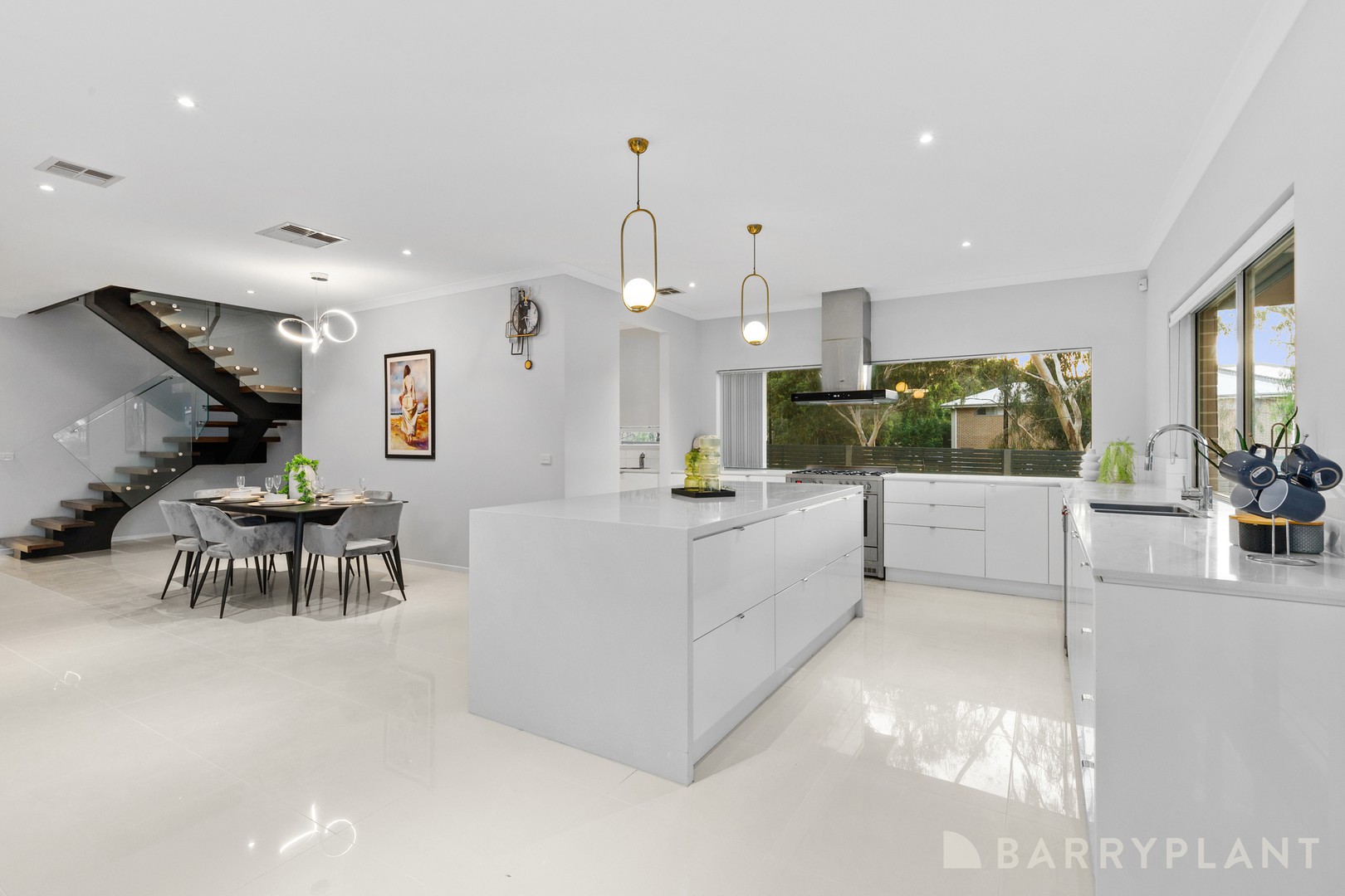 35 Queens Gardens, Bundoora, VIC 3083, Bundoora - Thumbnail 4